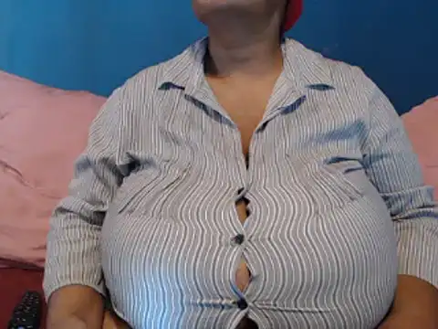 CUTEFIRMMELONSS online show from 12-28-24, 06:39