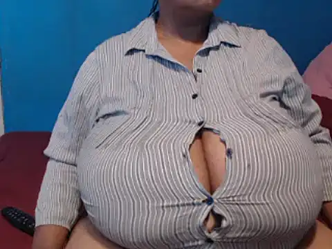CUTEFIRMMELONSS online show from 12-29-24, 09:50