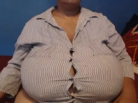 CUTEFIRMMELONSS online show from 01-31-25, 03:33