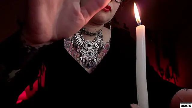 Amanita  Pantherina online show from 11-20-25, 11:32