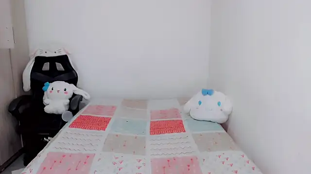 Youlittlepervertt  online show from 10-21-25, 10:43