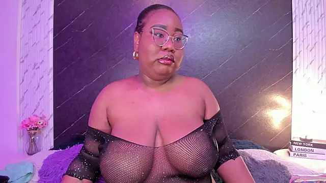 Darnellqueen online show from 10-21-25, 03:40