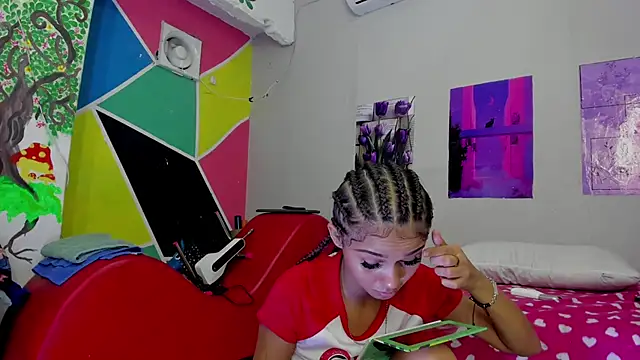 MarianaManzur online show from 03-06-25, 08:27