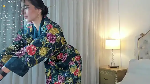 Valentina Ross  online show from 01-14-25, 01:06