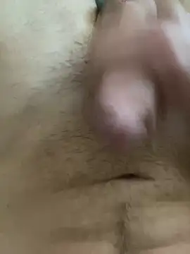 Snapshot of Pascutt chatting on 11-26-25, 02:40 Pascutt online show from 11-26-25, 02:40