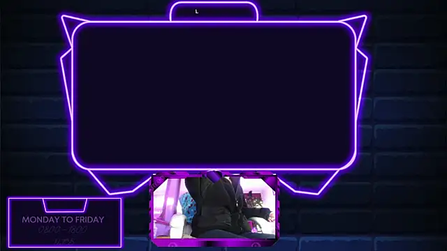 Laurel23  online show from 02-25-25, 02:54
