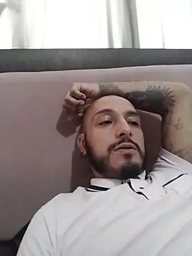 Snapshot of KenllyH chatting on 12-16-25, 10:04 KenllyH online show from 12-16-25, 10:04