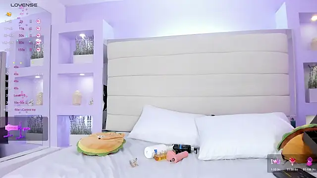 Snapshot of Isabella_Daniell chatting on 01-16-26, 03:54 Isabella Daniell online show from 01-16-26, 03:54