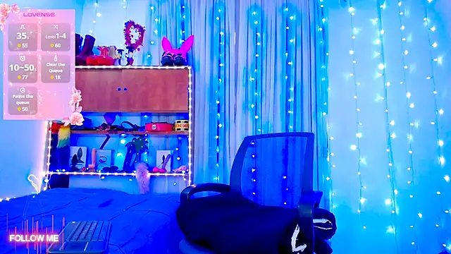 Aleexx    online show from 03-08-25, 12:09