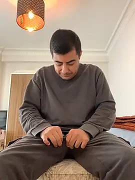  Playboy  online show from 11-08-25, 09:20