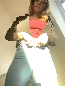 TalullaX online show from 11-10-25, 03:11