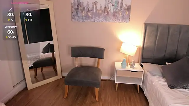 MiaFranklyn online show from 12-13-24, 03:11