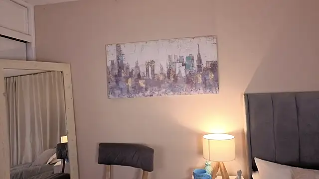 MiaFranklyn online show from 09-12-25, 03:12