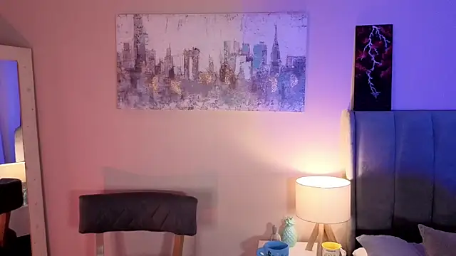 MiaFranklyn online show from 10-04-25, 02:26