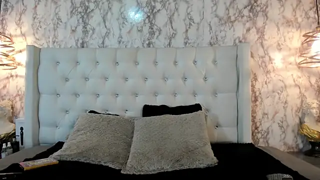 Snapshot of Nicolette_russo chatting on 11-13-25, 03:49 Nicolette russo online show from 11-13-25, 03:49