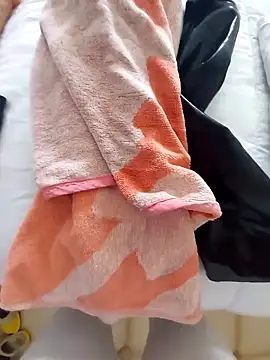 Snapshot of SARAHARD chatting on 02-27-25, 09:22 SARAHARD online show from 02-27-25, 09:22