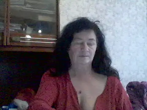 GypsiQueen2 online show from 02-15-25, 01:16