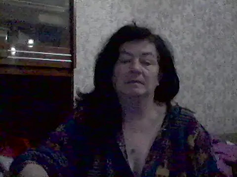 GypsiQueen2 online show from 02-17-25, 04:48
