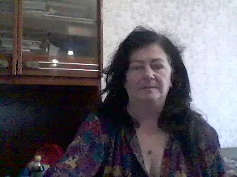 GypsiQueen2 online show from 02-18-25, 02:06