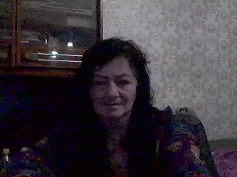 GypsiQueen2 online show from 02-18-25, 08:25