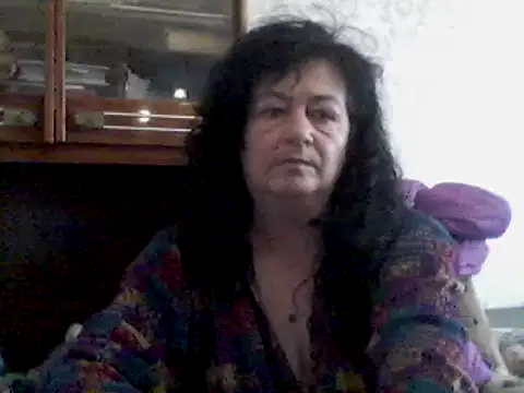 GypsiQueen2 online show from 02-20-25, 01:30