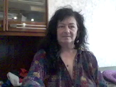 GypsiQueen2 online show from 02-22-25, 01:02