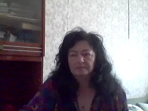GypsiQueen2 online show from 02-25-25, 10:37