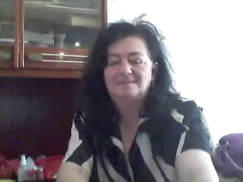 GypsiQueen2 online show from 03-09-25, 11:58