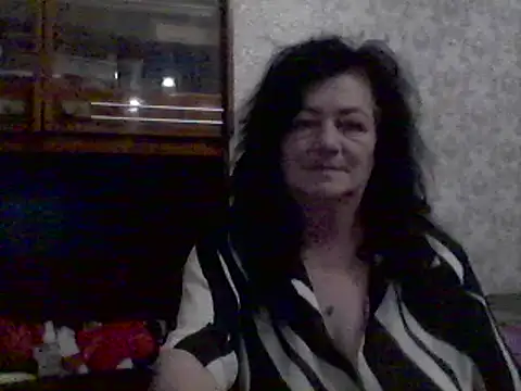 GypsiQueen2 online show from 03-09-25, 08:31