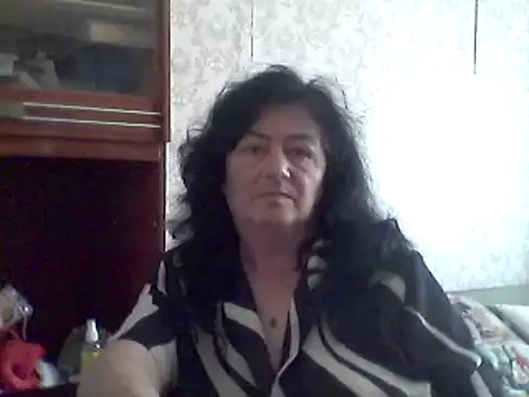 GypsiQueen2 online show from 03-19-25, 10:11