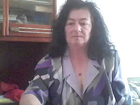 GypsiQueen2 online show from 03-20-25, 09:15