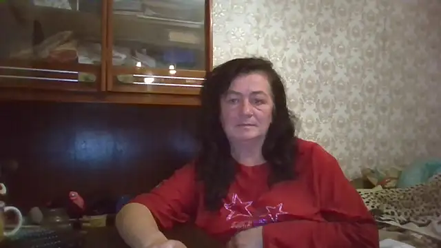 GypsiQueen2 online show from 10-27-25, 04:22