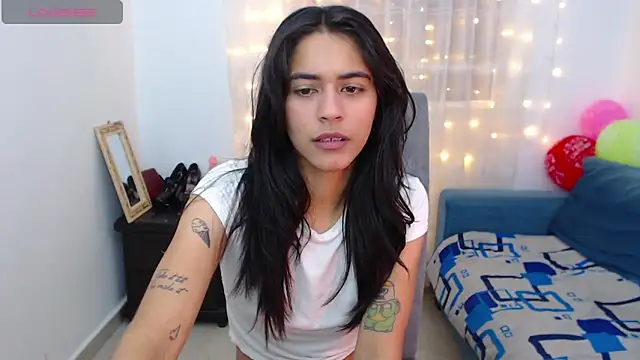 imSophia online show from 02-28-26, 07:37