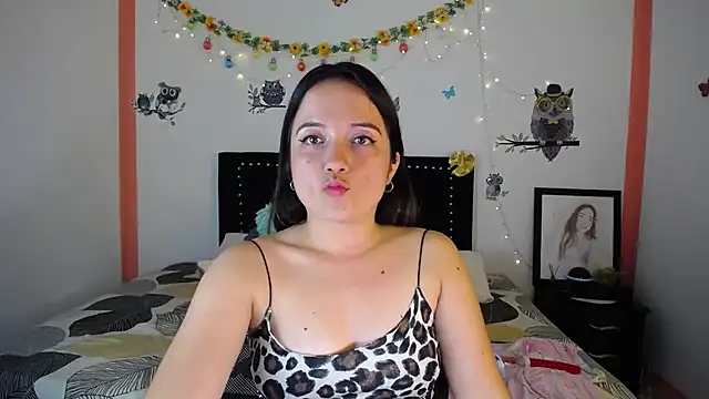 naughty girl 4u online show from 12-07-24, 07:43