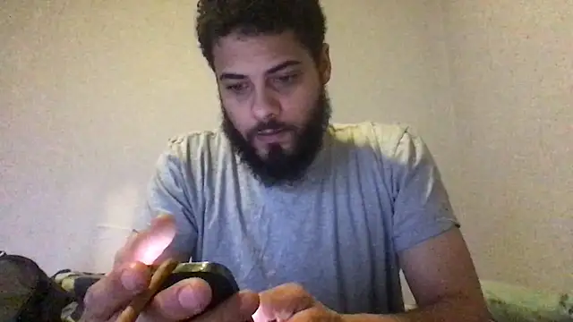 Snapshot of mondo29 chatting on 02-25-25, 10:50 mondo29 online show from 02-25-25, 10:50