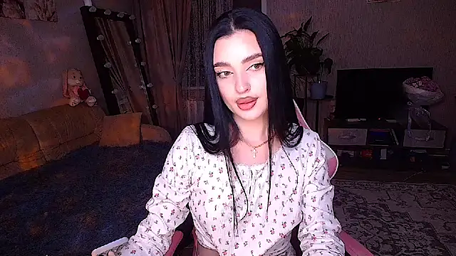 Snapshot of __Malika__ chatting on 02-20-26, 03:23 Malika online show from 02-20-26, 03:23