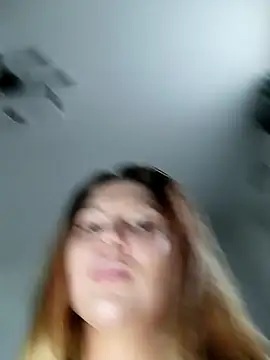 Snapshot of Lovers__Annn chatting on 02-28-25, 07:37 Lovers Annn online show from 02-28-25, 07:37