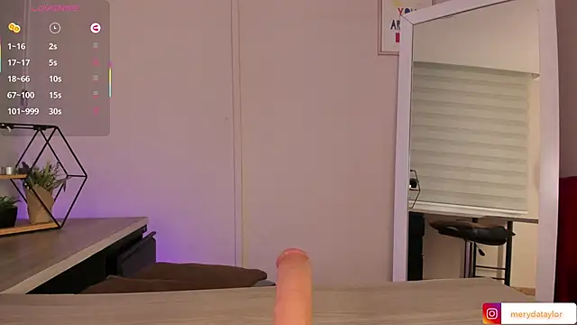 MERIDA TAYLOR online show from 01-22-25, 03:18