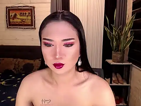 Yesha harper online show from 12-13-24, 04:49