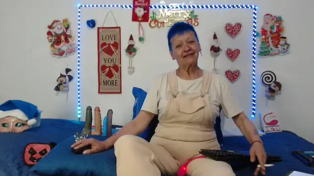 loquitaqueen011 online show from 12-24-24, 07:44