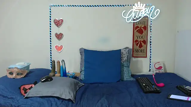 loquitaqueen011 online show from 01-05-26, 08:12