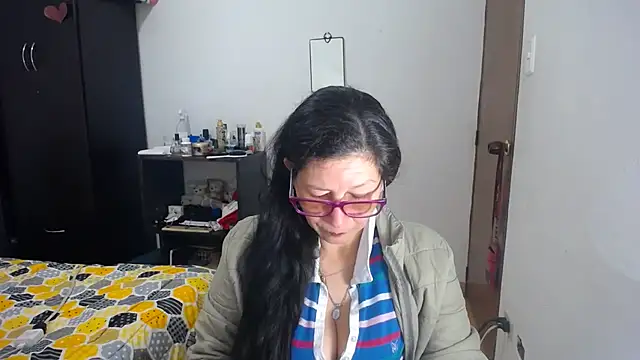 Snapshot of latin49 chatting on 11-07-25, 03:39 latin49 online show from 11-07-25, 03:39