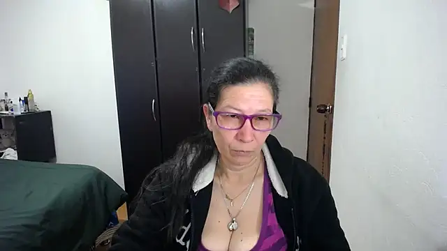 Snapshot of latin49 chatting on 02-27-26, 05:07 latin49 online show from 02-27-26, 05:07