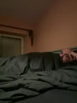 Snapshot of Ju_rine007 chatting on 12-18-25, 01:22 Ju rine007 online show from 12-18-25, 01:22