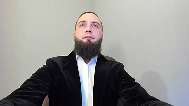 A              online show from 12-26-24, 05:08