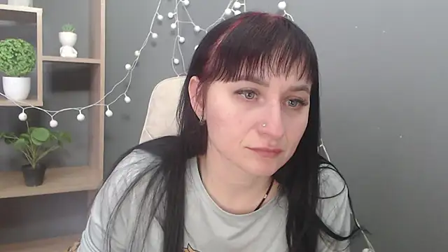 NinaFlawlees online show from 01-16-26, 12:53