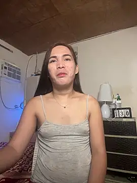 Snapshot of Msyensmith chatting on 09-30-25, 04:17 Msyensmith online show from 09-30-25, 04:17