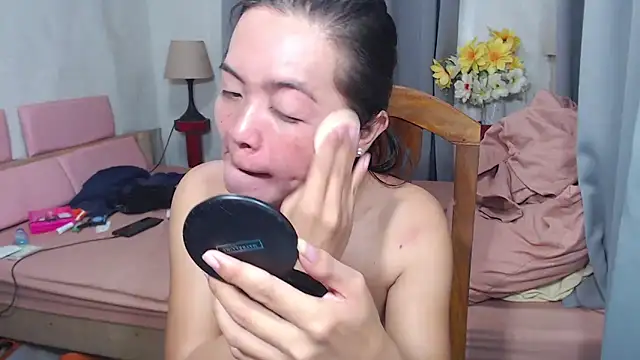 Snapshot of yournewgirldiana chatting on 09-15-25, 06:46 yournewgirldiana online show from 09-15-25, 06:46