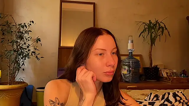 Snapshot of elfess chatting on 10-10-25, 07:29 elfess online show from 10-10-25, 07:29