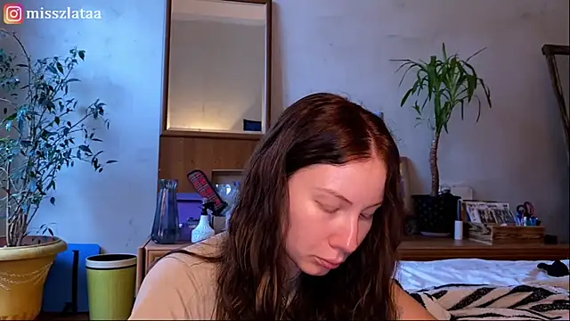 Snapshot of elfess chatting on 11-05-25, 09:53 elfess online show from 11-05-25, 09:53